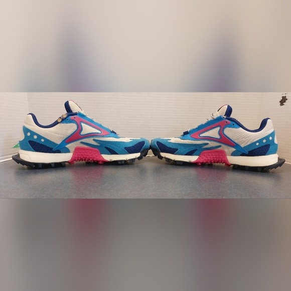 Reebok - Picture 6 of 7